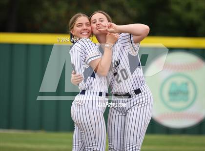 Thumbnail 3 in Bartlett @ Arlington (4A District 15 1st Round) photogallery.