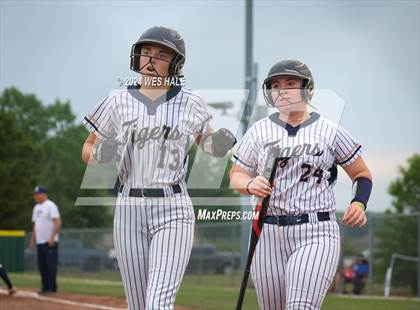 Thumbnail 3 in Bartlett @ Arlington (4A District 15 1st Round) photogallery.