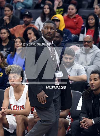 Thumbnail 2 in Chino Hills vs. James Logan (CIF State D1 Final) photogallery.