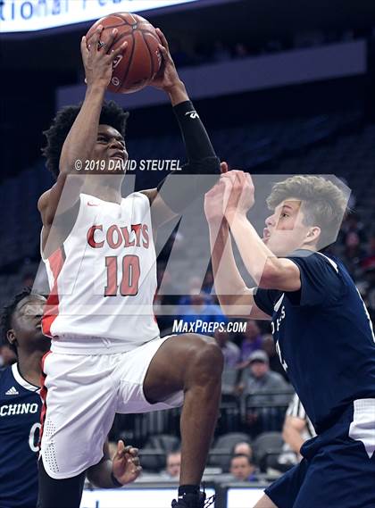 Thumbnail 3 in Chino Hills vs. James Logan (CIF State D1 Final) photogallery.