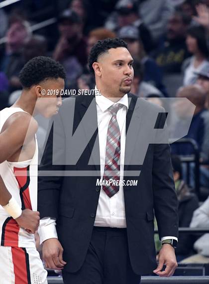 Thumbnail 3 in Chino Hills vs. James Logan (CIF State D1 Final) photogallery.