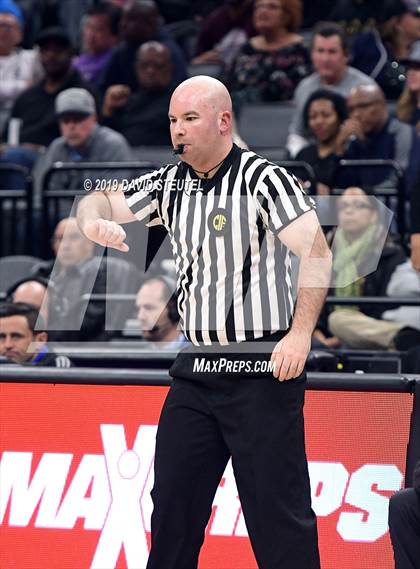 Thumbnail 2 in Chino Hills vs. James Logan (CIF State D1 Final) photogallery.