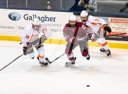 Thumbnail 2 in Kimball Union Academy vs Salisbury School (NEPSAC Elite 8 Final) photogallery.