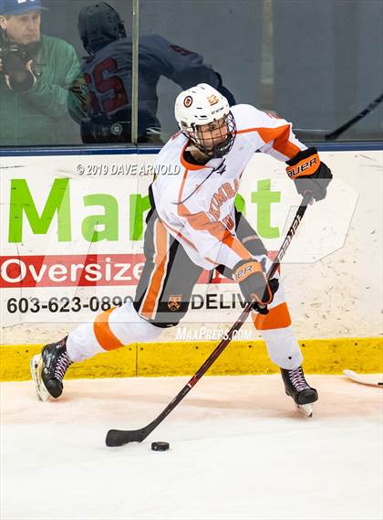 Thumbnail 3 in Kimball Union Academy vs Salisbury School (NEPSAC Elite 8 Final) photogallery.