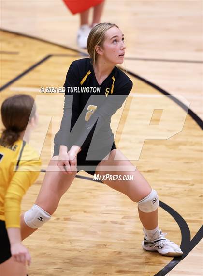 Thumbnail 2 in Sequoyah @ Lassiter photogallery.