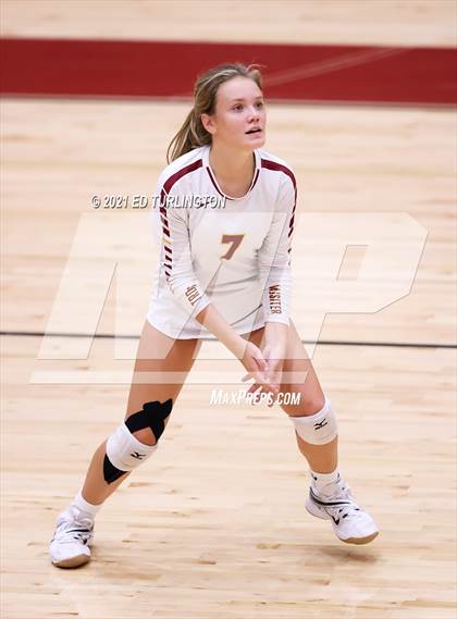 Thumbnail 3 in Sequoyah @ Lassiter photogallery.