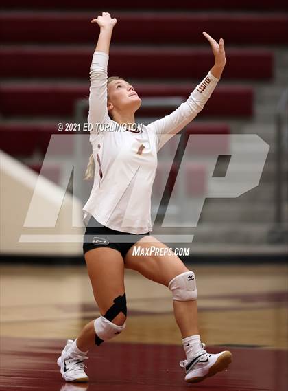 Thumbnail 3 in JV: Sequoyah @ Lassiter photogallery.