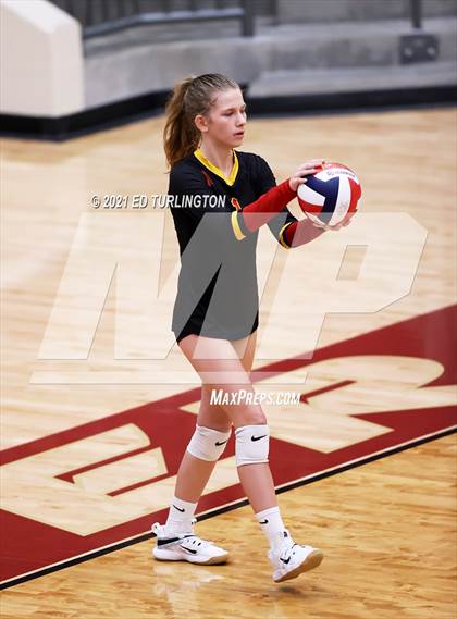 Thumbnail 3 in Sequoyah @ Lassiter photogallery.