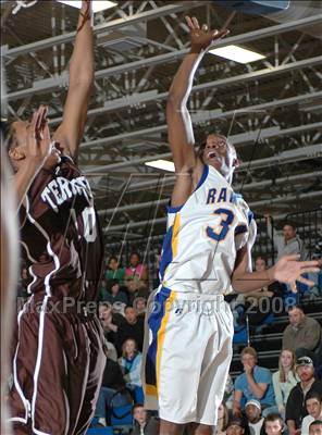 Thumbnail 2 in Palmer @ Rampart photogallery.