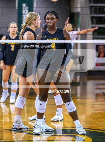 Thumbnail 3 in Forney @ Longview photogallery.