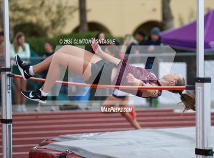 Thumbnail 2 in Devon Allen Invitational photogallery.