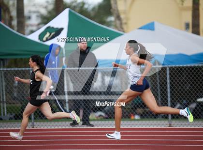 Thumbnail 3 in Devon Allen Invitational photogallery.