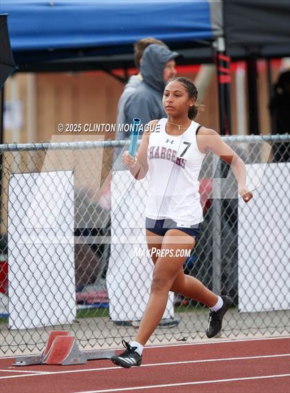 Thumbnail 1 in Devon Allen Invitational photogallery.