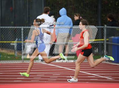 Thumbnail 2 in Devon Allen Invitational photogallery.