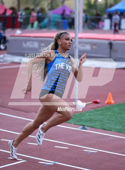 Thumbnail 3 in Devon Allen Invitational photogallery.