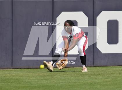 Thumbnail 1 in Lehi vs. Spanish Fork (UHSAA 5A Final Game 2) photogallery.