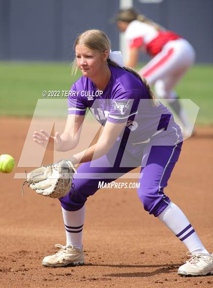 Thumbnail 2 in Lehi vs. Spanish Fork (UHSAA 5A Final Game 2) photogallery.