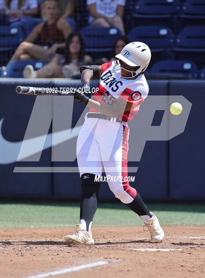 Thumbnail 2 in Lehi vs. Spanish Fork (UHSAA 5A Final Game 2) photogallery.