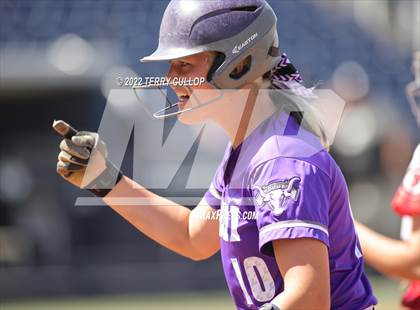 Thumbnail 1 in Lehi vs. Spanish Fork (UHSAA 5A Final Game 2) photogallery.