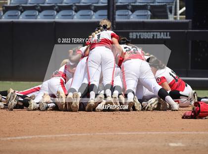 Thumbnail 2 in Lehi vs. Spanish Fork (UHSAA 5A Final Game 2) photogallery.