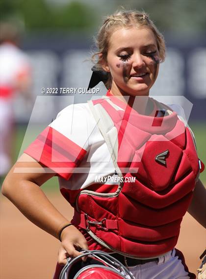 Thumbnail 3 in Lehi vs. Spanish Fork (UHSAA 5A Final Game 2) photogallery.