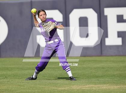 Thumbnail 3 in Lehi vs. Spanish Fork (UHSAA 5A Final Game 2) photogallery.