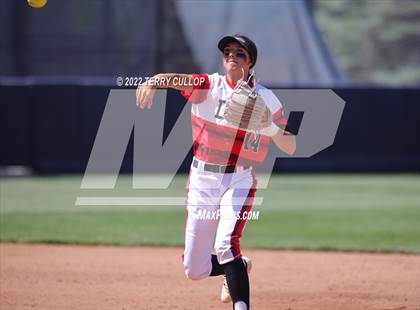 Thumbnail 3 in Lehi vs. Spanish Fork (UHSAA 5A Final Game 2) photogallery.