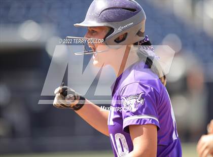 Thumbnail 3 in Lehi vs. Spanish Fork (UHSAA 5A Final Game 2) photogallery.