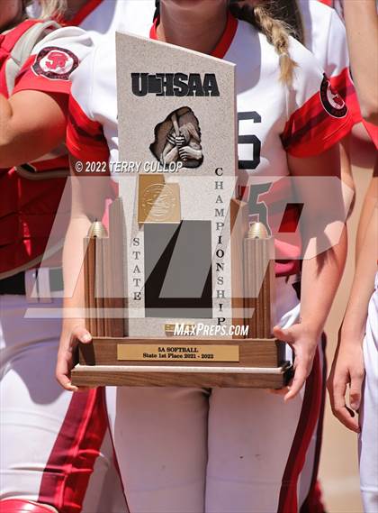 Thumbnail 1 in Lehi vs. Spanish Fork (UHSAA 5A Final Game 2) photogallery.