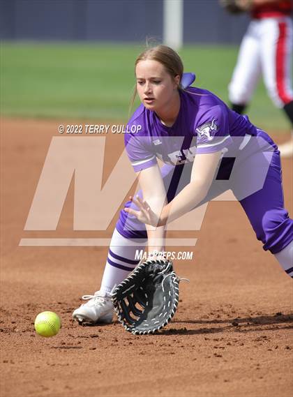 Thumbnail 2 in Lehi vs. Spanish Fork (UHSAA 5A Final Game 2) photogallery.