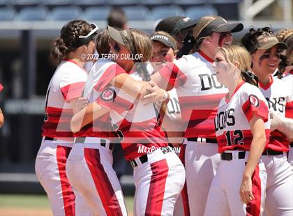 Thumbnail 3 in Lehi vs. Spanish Fork (UHSAA 5A Final Game 2) photogallery.