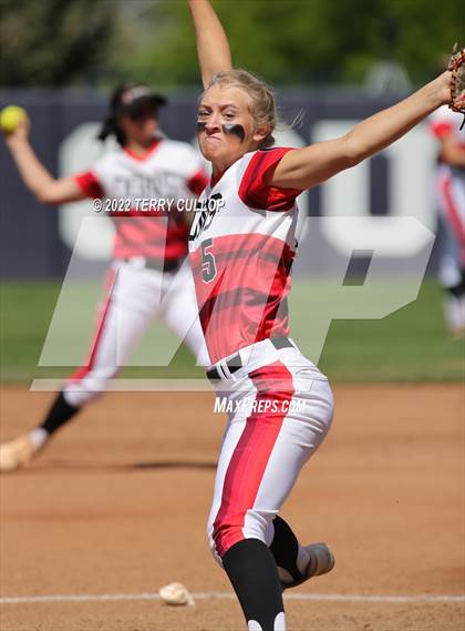 Thumbnail 2 in Lehi vs. Spanish Fork (UHSAA 5A Final Game 2) photogallery.
