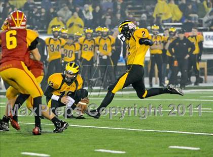 Thumbnail 2 in Del Oro vs. Oakdale (CIF SJS D3 Final) photogallery.