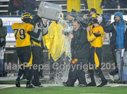 Thumbnail 2 in Del Oro vs. Oakdale (CIF SJS D3 Final) photogallery.