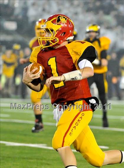 Thumbnail 3 in Del Oro vs. Oakdale (CIF SJS D3 Final) photogallery.