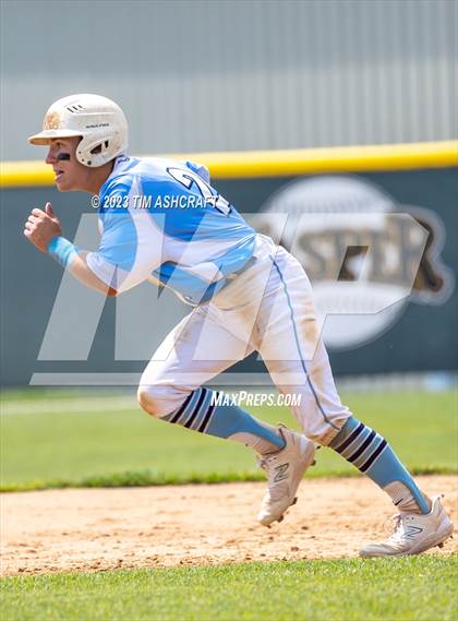 Thumbnail 1 in Shakamak vs Rising Sun (IHSAA 1A Semi State Semi Final) photogallery.