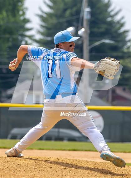 Thumbnail 1 in Shakamak vs Rising Sun (IHSAA 1A Semi State Semi Final) photogallery.