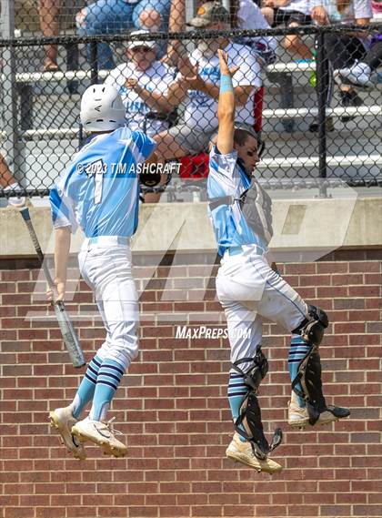 Thumbnail 1 in Shakamak vs Rising Sun (IHSAA 1A Semi State Semi Final) photogallery.