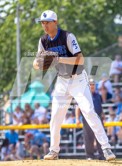 Thumbnail 3 in Shakamak vs Rising Sun (IHSAA 1A Semi State Semi Final) photogallery.