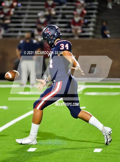 Thumbnail 2 in Cinco Ranch vs Tompkins photogallery.