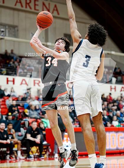 Thumbnail 2 in Ridgefield vs. East Catholic (CIAC Division I Semifinal) photogallery.