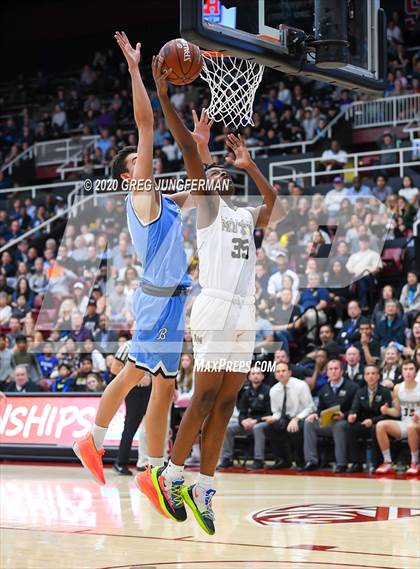 Thumbnail 2 in Archbishop Mitty vs. Bellarmine College Prep (CIF CCS Open Division Finals) photogallery.