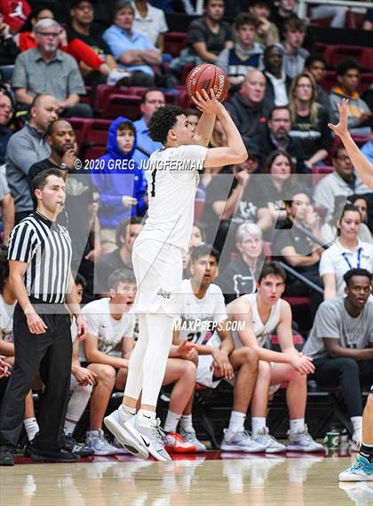 Thumbnail 3 in Archbishop Mitty vs. Bellarmine College Prep (CIF CCS Open Division Finals) photogallery.