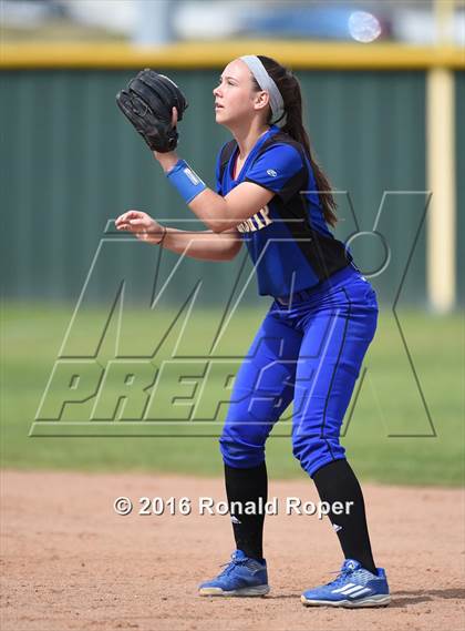 Thumbnail 2 in North Forney vs Frendship (Wylie Tournament) photogallery.