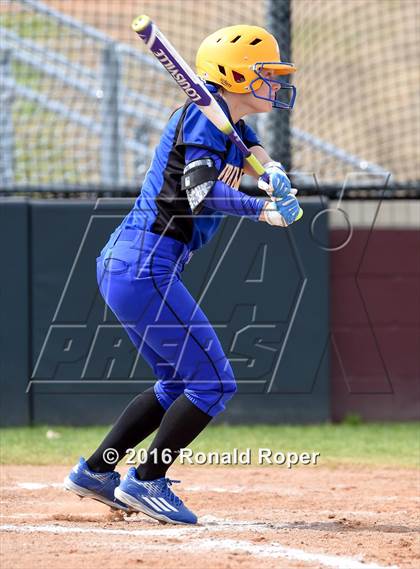 Thumbnail 2 in North Forney vs Frendship (Wylie Tournament) photogallery.