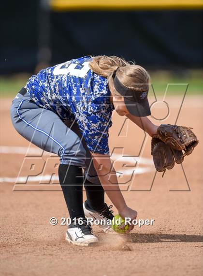 Thumbnail 1 in North Forney vs Frendship (Wylie Tournament) photogallery.