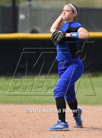 Thumbnail 2 in North Forney vs Frendship (Wylie Tournament) photogallery.