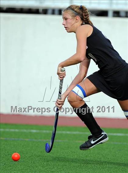 Thumbnail 3 in Hempfield vs Dallastown (D3 Quarterfinals) photogallery.