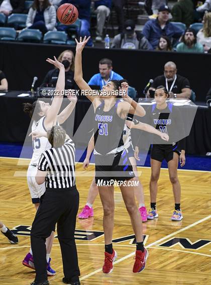 Thumbnail 2 in Grandview vs Valor Christian (CHSAA 5A Championship) photogallery.