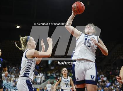 Thumbnail 2 in Grandview vs Valor Christian (CHSAA 5A Championship) photogallery.